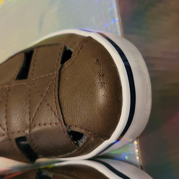 Authentic Nautica Sandals - Picture 2 of 8